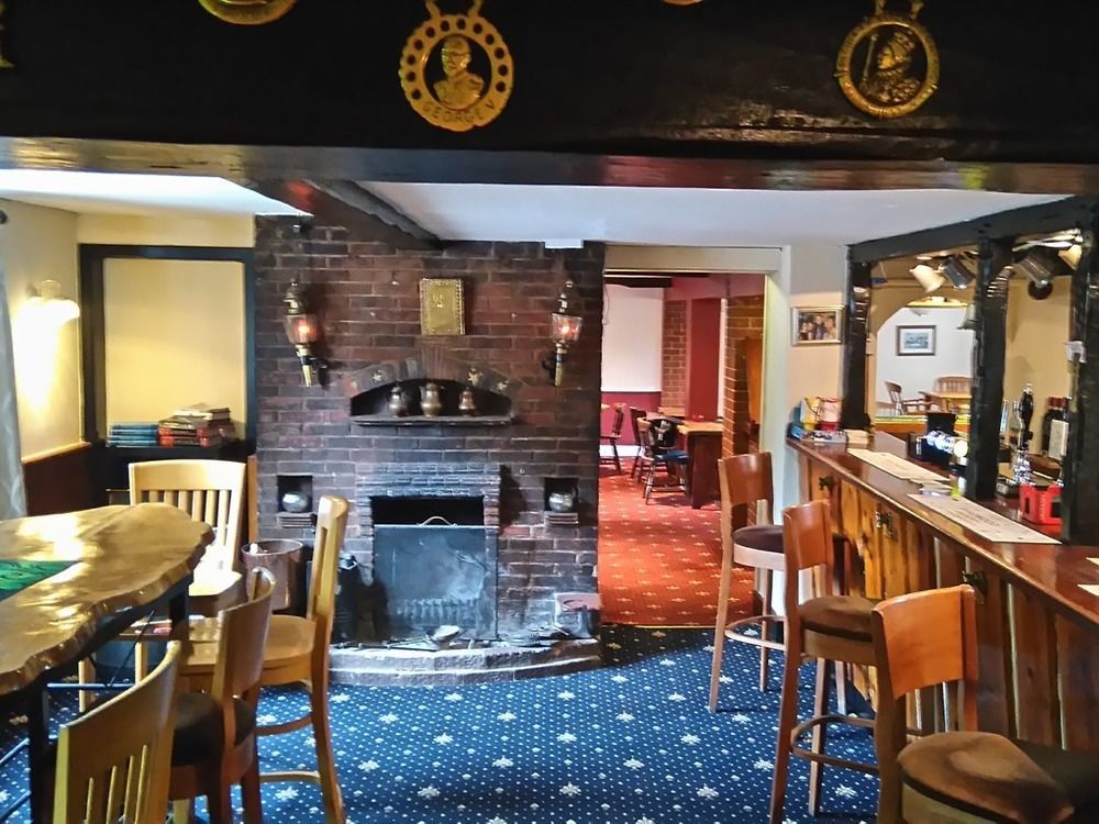 The Shoe Inn Plaitford Exterior photo